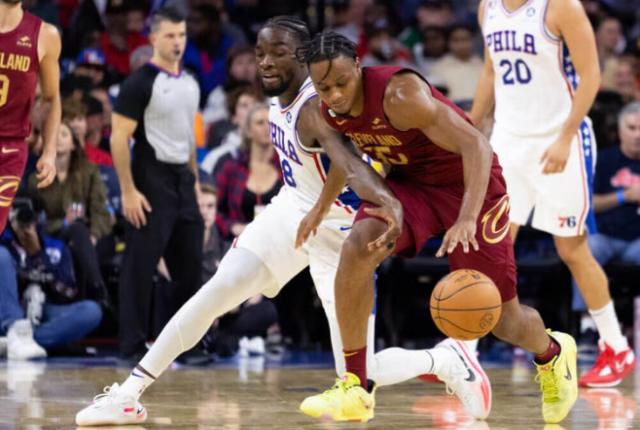 开云体育-骑士先发仅剩最后一席 三号位选择奥科罗or勒韦尔